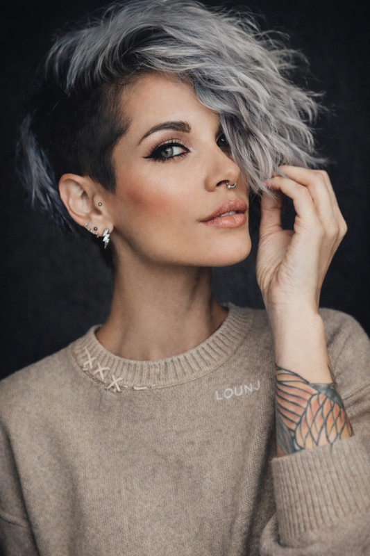 LOŪNJE Studio Chenille Lounge Sweater